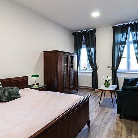 Penzion U Hlavacku Horazdovice Экстерьер фото